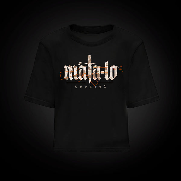 Camiseta croptop Máta-lo AK47 en beige, frontal