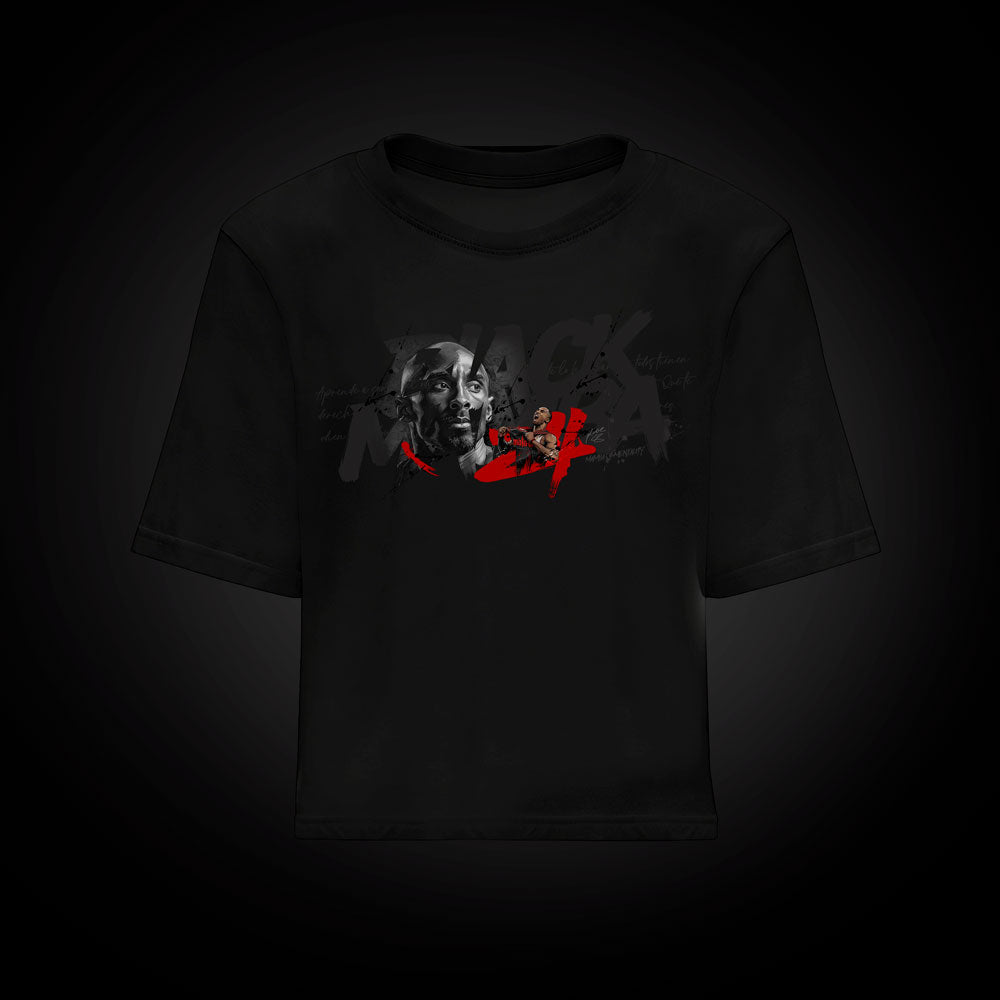 Camiseta croptop Black Mamba en negro, frontal